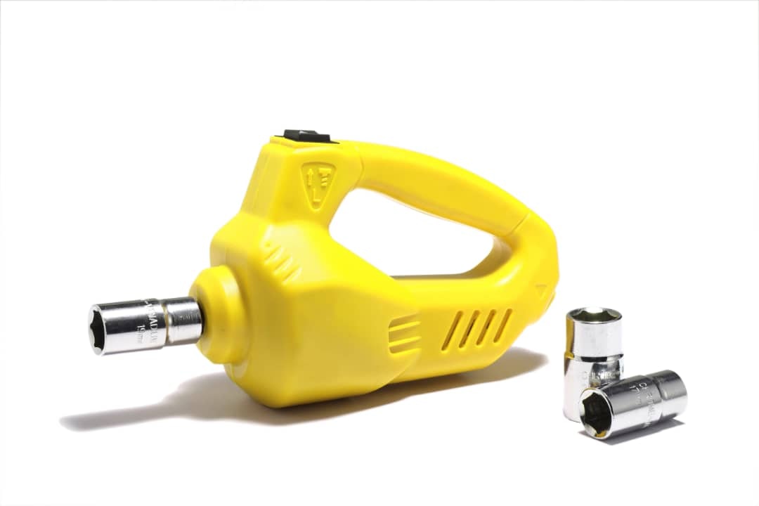 Ezijak - the easy to use tyre changing toolkit